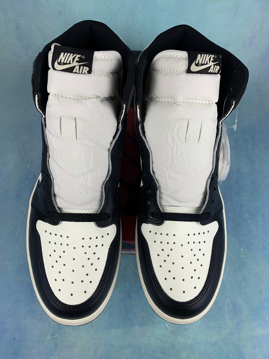 Air Jordan 1 High Dark Mocha 55588-105 Unisex Sneakers