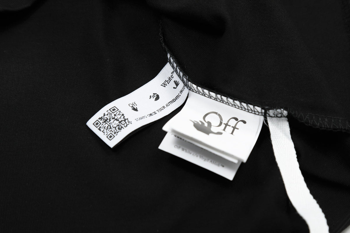 Off-White Cashew Flower Arrow Pattern T-Shirt