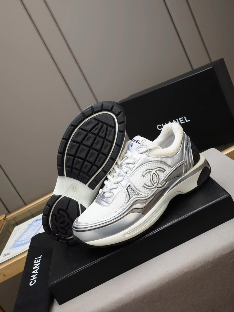 Men’s Silver Panel Runner Sneakers