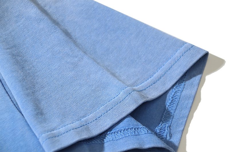 VALE USA Light Blue Rhinestone Graphic T-Shirt