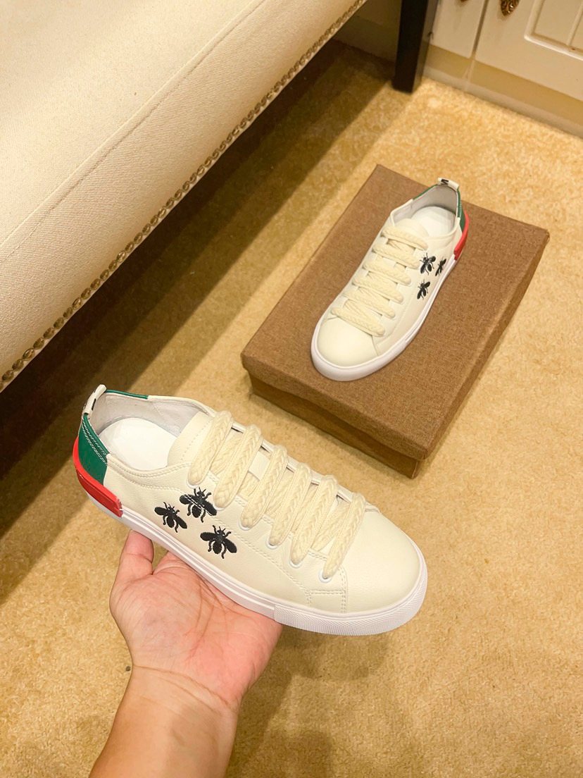 Chrome Hearts Cross Motif Low-Top Sneakers
