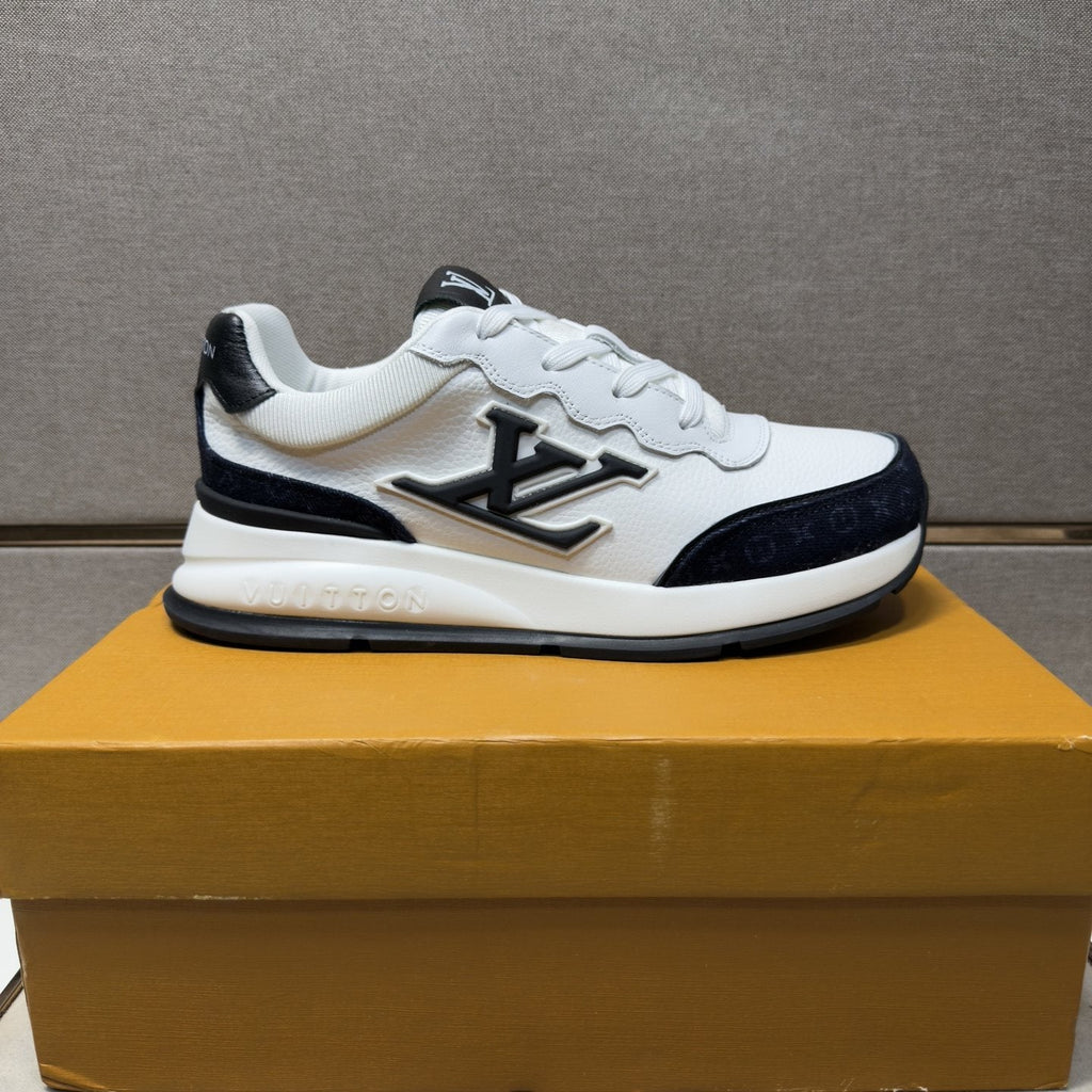 Louis Vuitton Contrast-Trim Low-Top Sneakers
