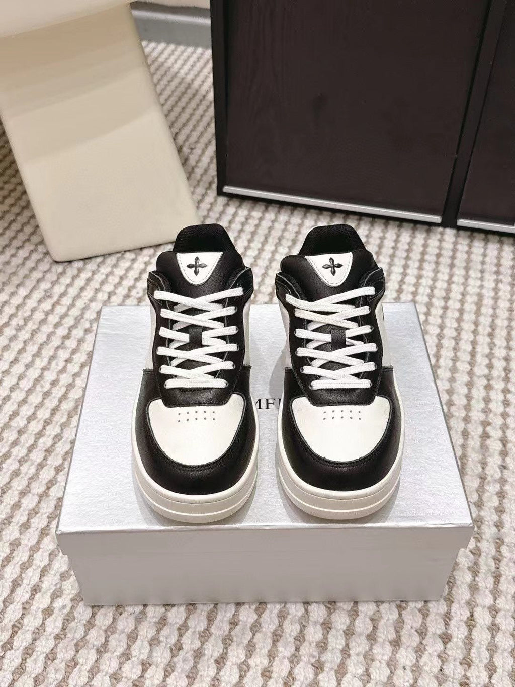 SMFK Platform Sneakers