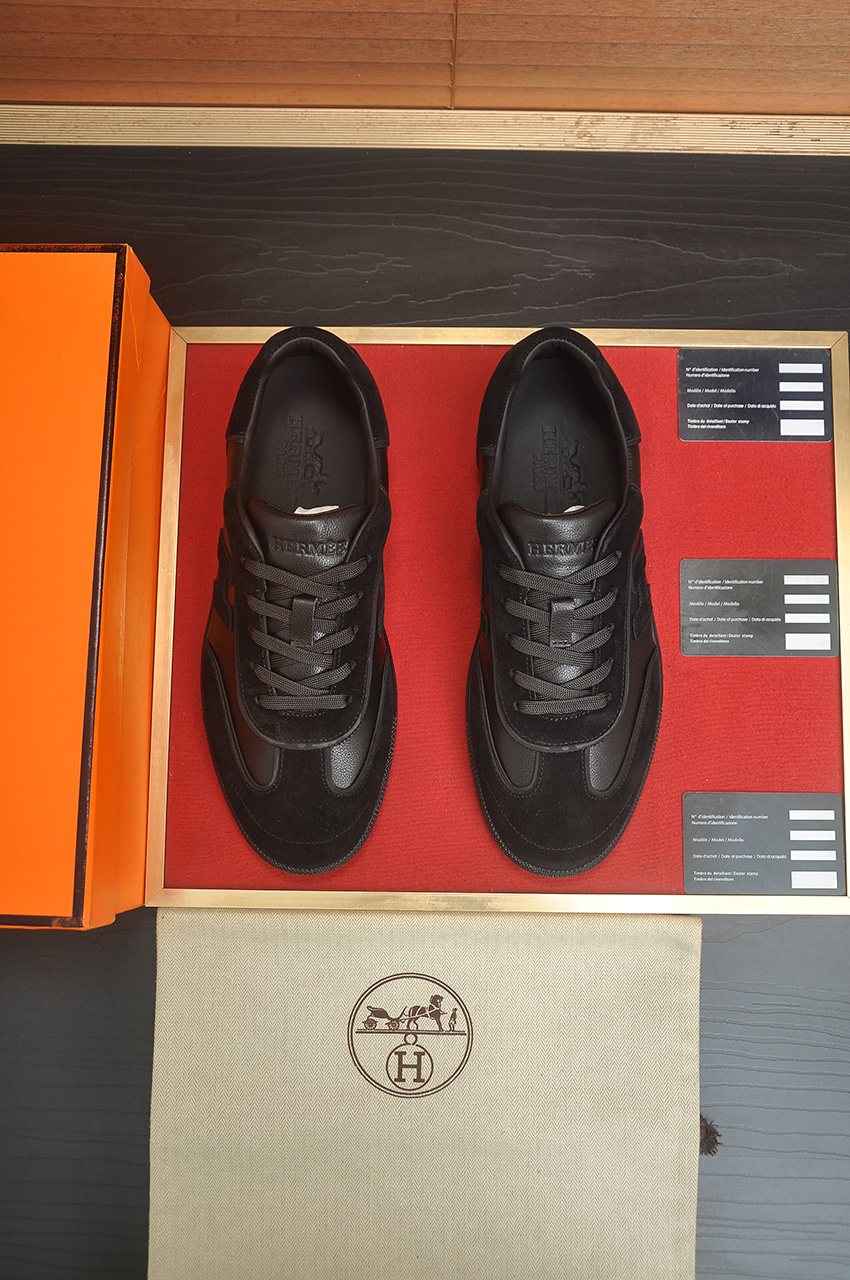 Hermès H-Appliqué Low-Top Sneakers